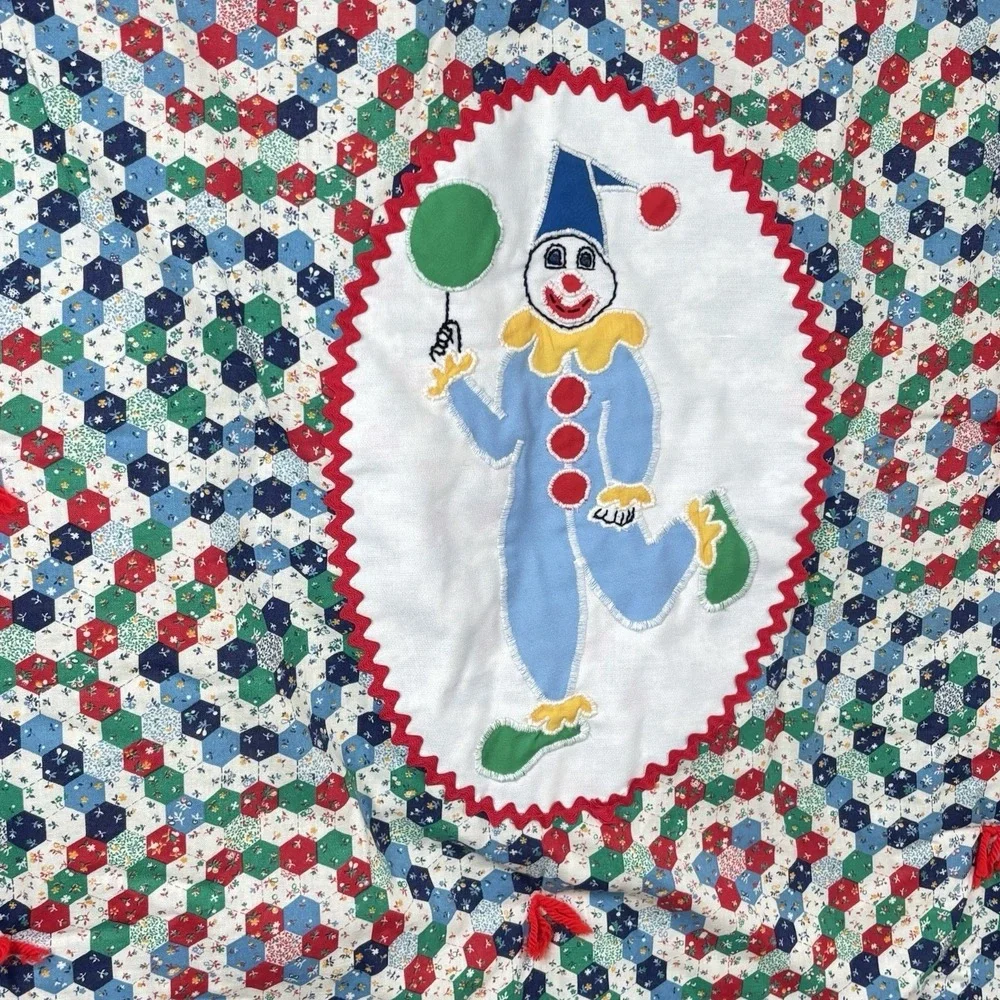 VTG Handmade Clown Balloons Primary Colors Baby Crib‎ Comforter Tapestry Circus